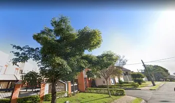 Condomínio Residêncial Viena em Curitiba