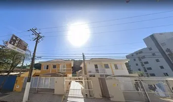 Imagem do Condomínio Residêncial Vila Funchal em Guarujá