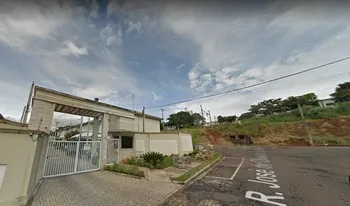 Condomínio Residêncial Village Carrara em Campinas