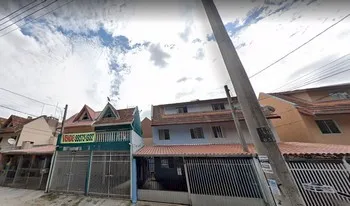 Condomínio Residêncial Village La Salle I em Curitiba