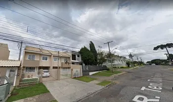 Condomínio Residêncial Zermatth em Curitiba