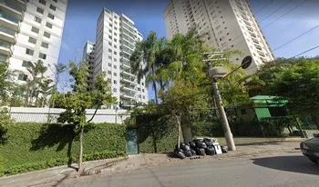 Condomínio Santana's Contemporary Free Home em São Paulo