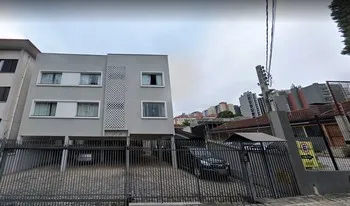 Condomínio Silva Jardim Iii em Curitiba