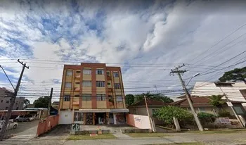 Condomínio Vertical Do Edifício Anali em Curitiba
