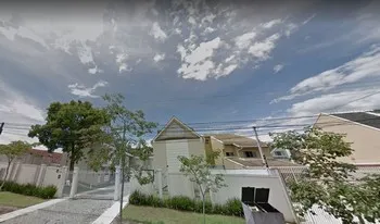 Condomínio Vila Dos Ipes em Curitiba