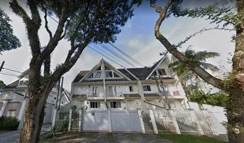 Condomínio Villa Cortes em Curitiba