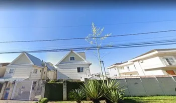 Condomínio Village Alegranza em Curitiba