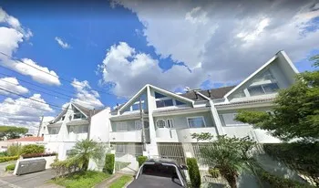 Condomínio Wood Residence em Curitiba