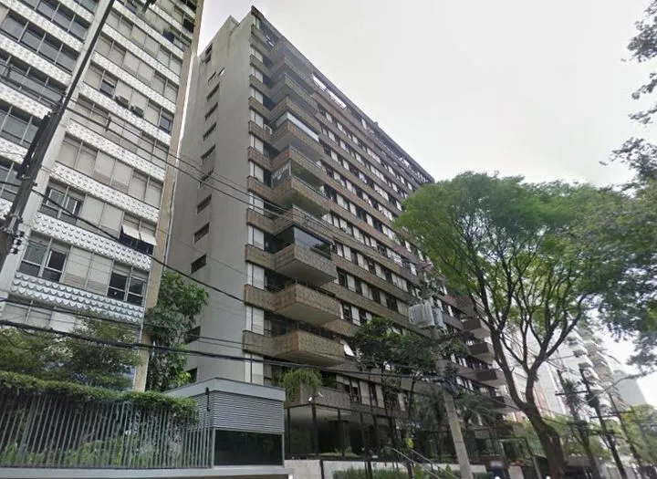 Condomínio Costa Brava Jardim Europa em São Paulo