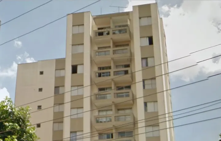 Condomínio De Orleans E Bragança Vila Monumento em São Paulo