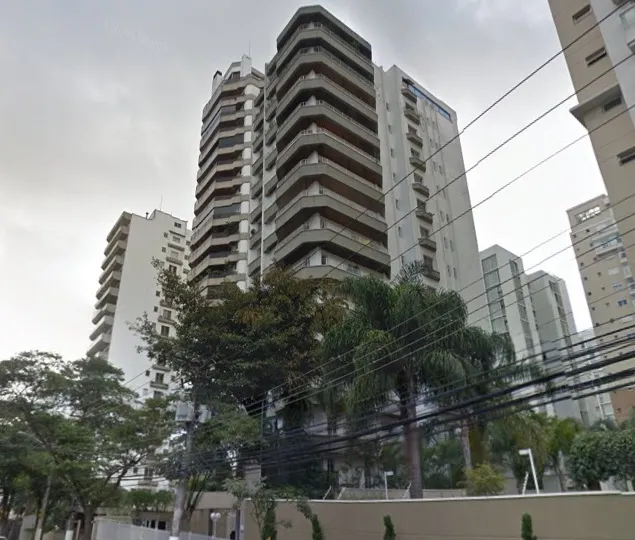Condomínio Don Eudes De Orleans E Braganca Paraíso em São Paulo