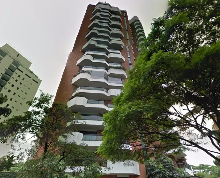 Condomínio Ever Green Vila Nova Conceição em São Paulo