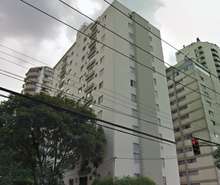 Condomínio Flavia Regina Moema em São Paulo