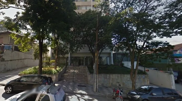 Condomínio Henrique Schaumann Pinheiros em São Paulo