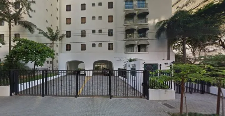 Condomínio Hungria Jardim Europa em São Paulo