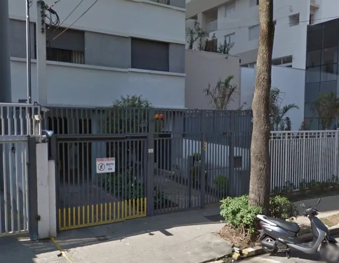 Condomínio Irenita Pinheiros em São Paulo
