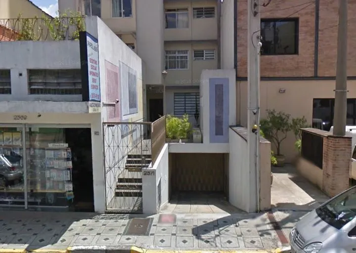 Condomínio Isabela Pinheiros 2371 em São Paulo