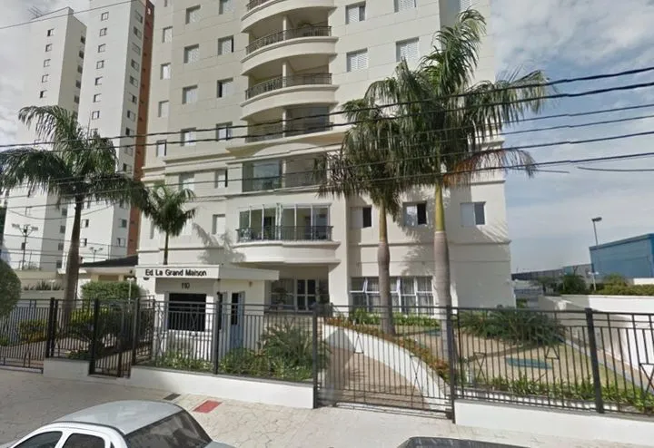 Condomínio La Grand Maison Vila Monumento em São Paulo