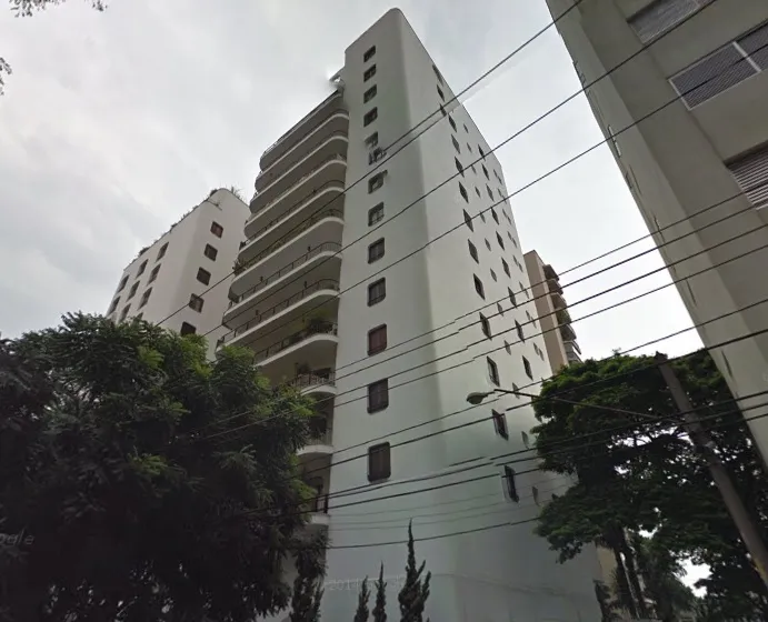 Condomínio La Mediterranee Sardenha Jardim Paulista em São Paulo