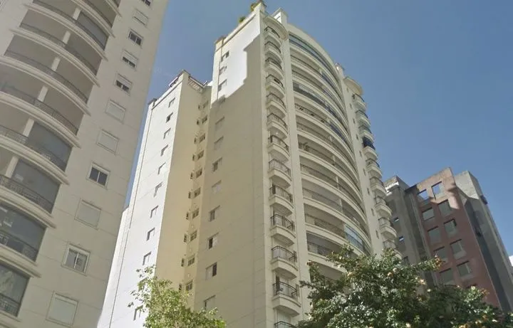 Condomínio La Unitá Company Jardins Pinheiros em São Paulo
