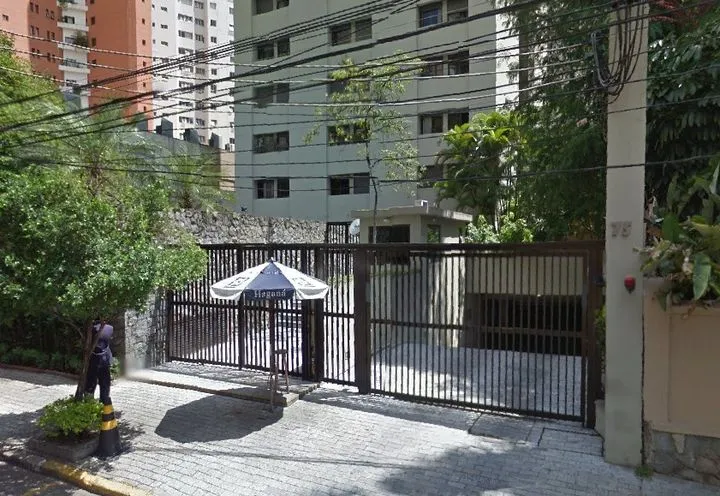 Condomínio Las Palmas Perdizes 75 em São Paulo