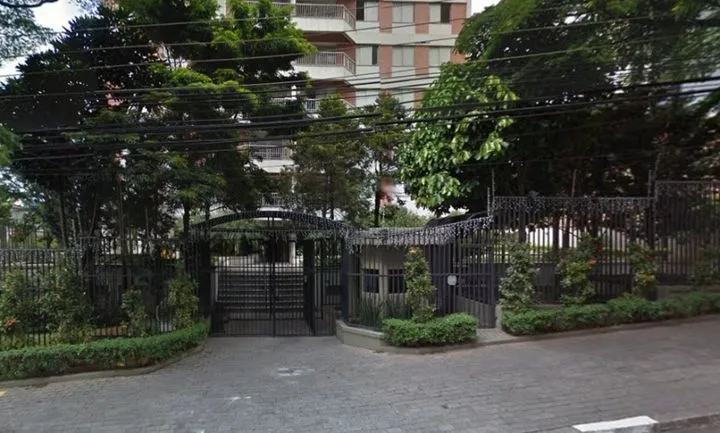 Condomínio Le Premier Pinheiros em São Paulo
