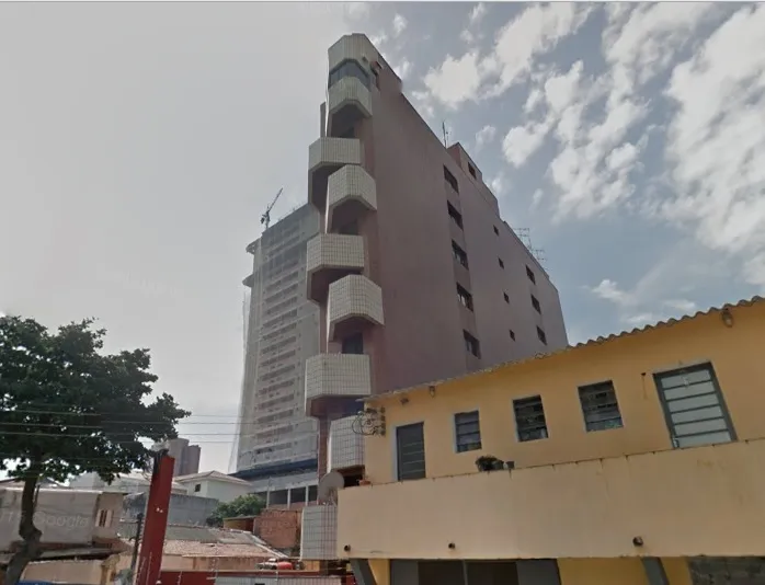 Condomínio Le Premier Saúde em São Paulo