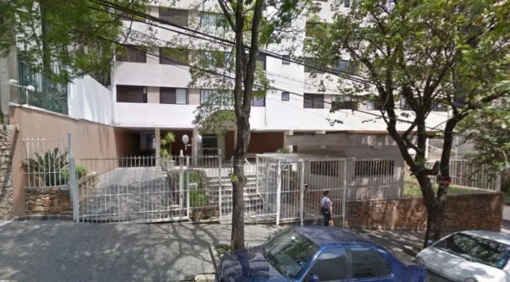 Condomínio Luiz De Camões Sumaré em São Paulo