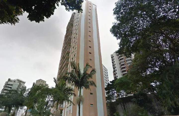 Condomínio Maison De Savigny Campo Belo em São Paulo