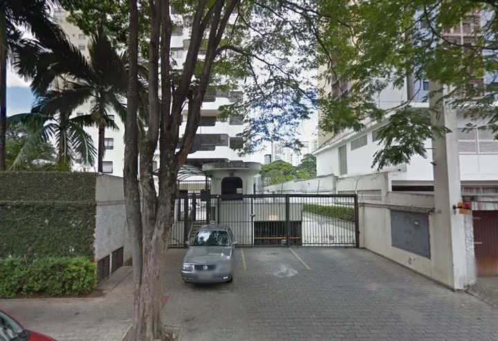 Condomínio Maison Des Alouettes Moema em São Paulo