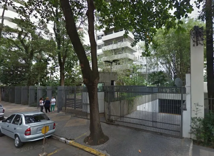 Condomínio Maison Morozini Vila Nova Conceição em São Paulo