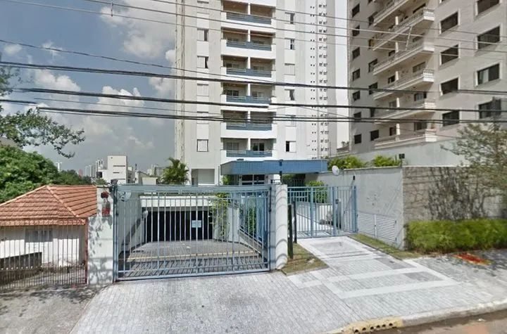 Condomínio Málaga Saúde 552 em São Paulo