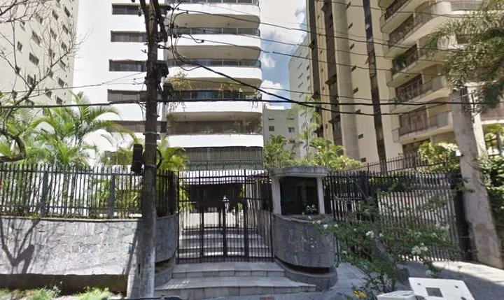 Condomínio Mansão Dos Lagos Higienópolis em São Paulo
