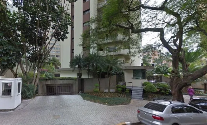 Condomínio Maria Cristina Vila Nova Conceição em São Paulo