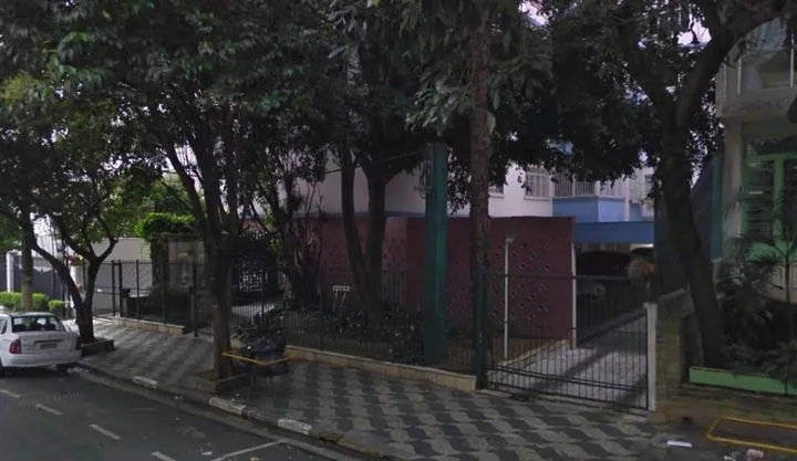 Condomínio Mario Sguizzardi Jardim América em São Paulo