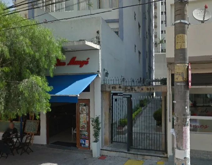 Condomínio Michel Higienópolis 833 em São Paulo