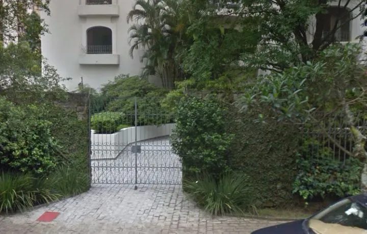 Condomínio Mont Royal Alto De Pinheiros em São Paulo