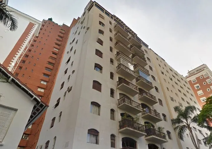 Condomínio Monte Vinhais Jardim América em São Paulo