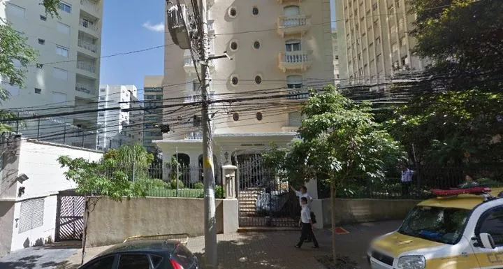 Condomínio Monza Jardim América em São Paulo