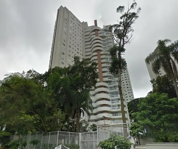 Condomínio More Chácara Flora em São Paulo