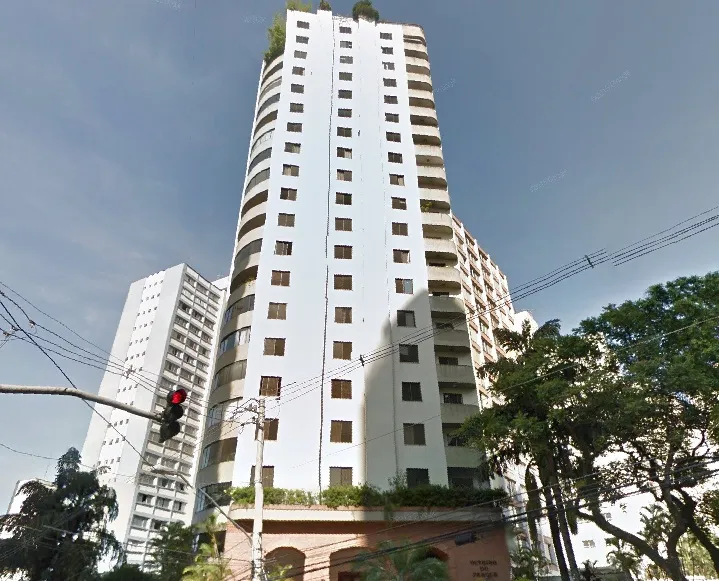 Condomínio Outeiro Do Parque Paraíso em São Paulo