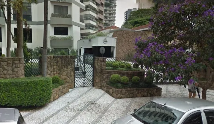 Condomínio Palazzo Farnese Vila Nova Conceição em São Paulo