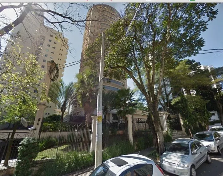 Condomínio Petit Palais Moema em São Paulo