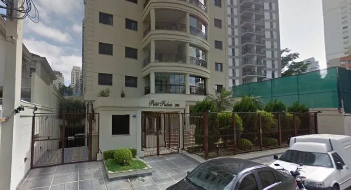 Condomínio Petit Palais Vila Nova Conceição em São Paulo