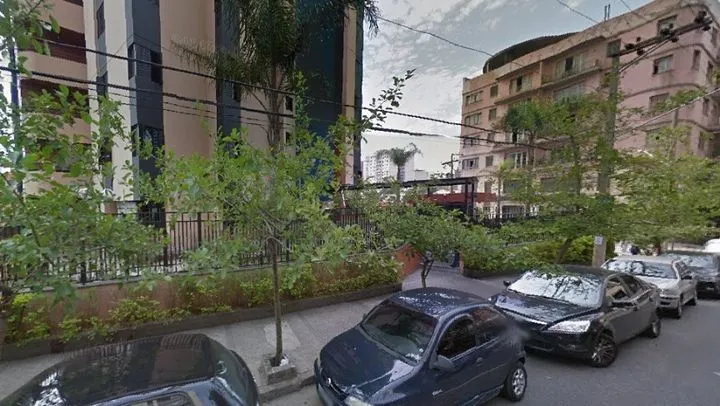 Condomínio Piazza De La Fontana Cambuci em São Paulo