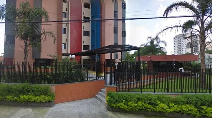 Condomínio Piazza Della Fontana Liberdade em São Paulo