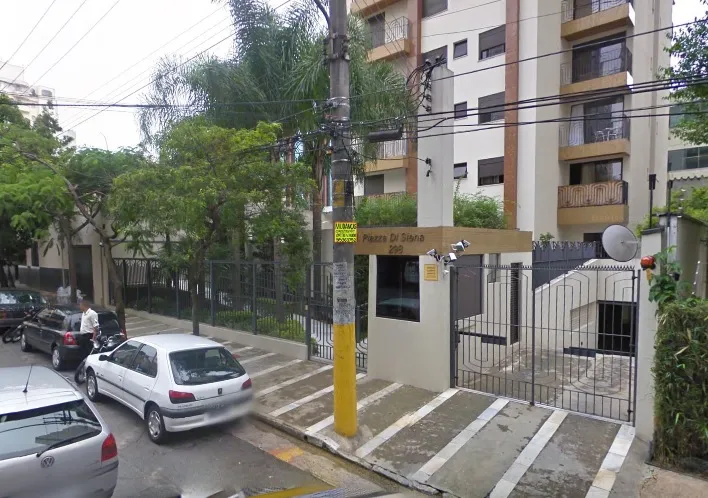 Condomínio Piazza DI Siena Moema em São Paulo