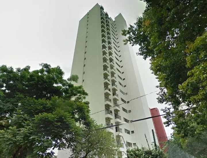 Condomínio Plaza Mayor Alto De Pinheiros em São Paulo
