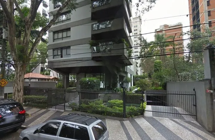 Condomínio Praça de Milão em São Paulo