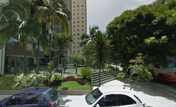 Condomínio Queen Dorothea Jardim Europa em São Paulo